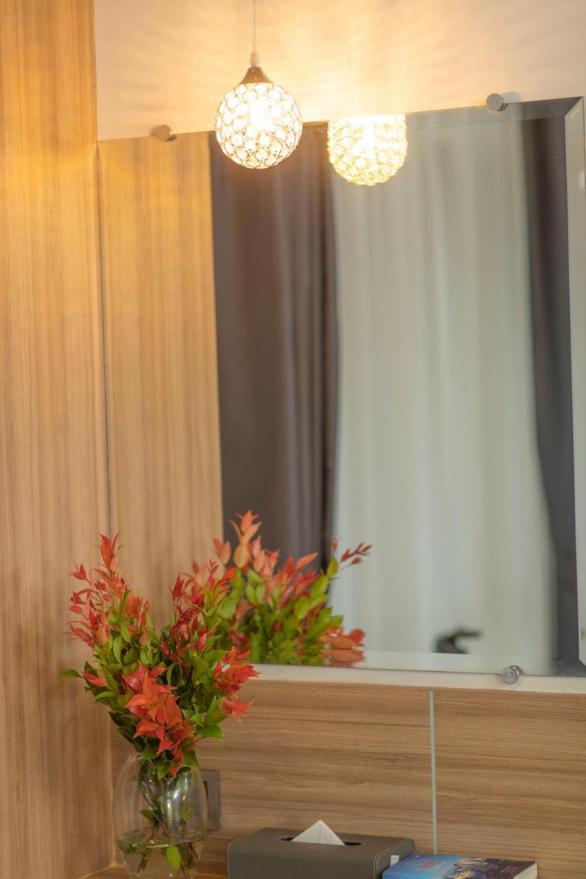 8 Mile Hotel Rangun Zewnętrze zdjęcie